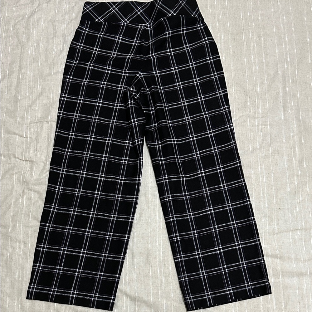 Torrid Black and White Plaid Wide Leg Pants - Picture 3 of 3